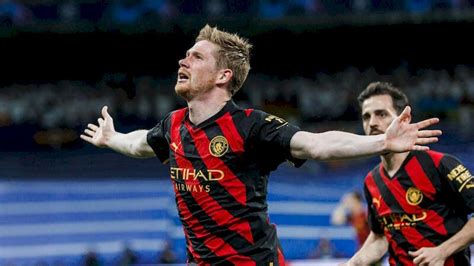 Pariuri fotbal online la cele mai bune cote .